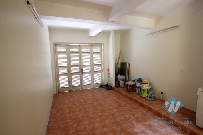 Block D, House with nice garden for rent in Ciputra, Tay Ho, Ha Noi